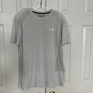 Under Armour tee